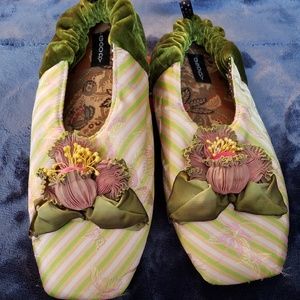 NWOT Goody Goody Bon Bon silk slippers